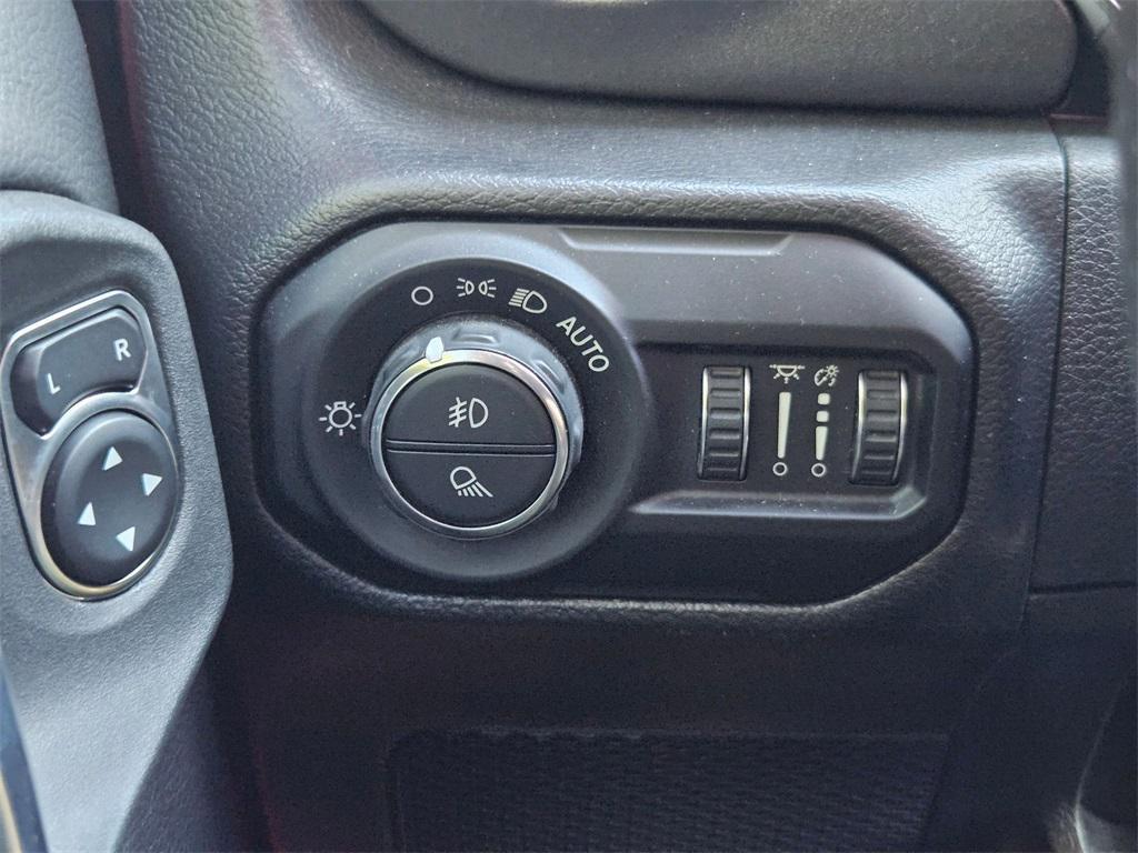 used 2022 Jeep Gladiator car, priced at $47,993