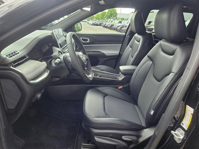 new 2025 Jeep Compass car, priced at $25,493