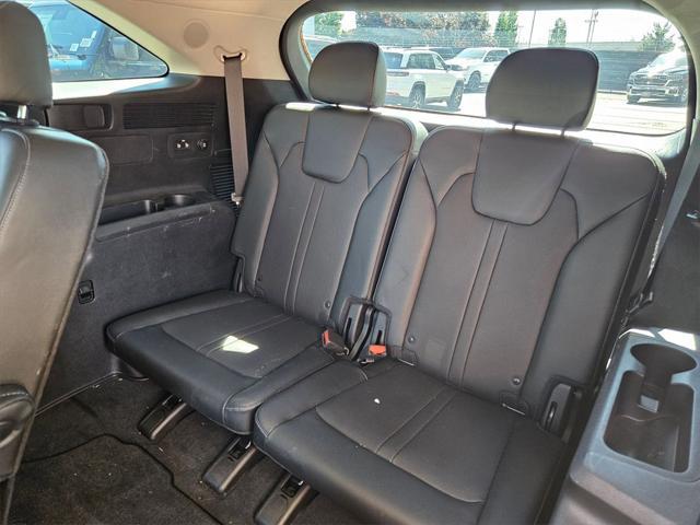 used 2022 Kia Sorento car, priced at $31,993