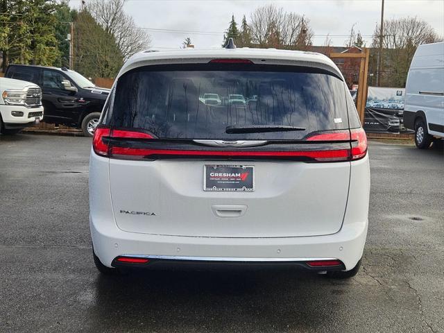 new 2025 Chrysler Pacifica car, priced at $39,993