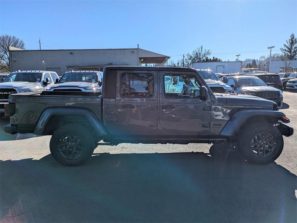new 2025 Jeep Gladiator car, priced at $43,499