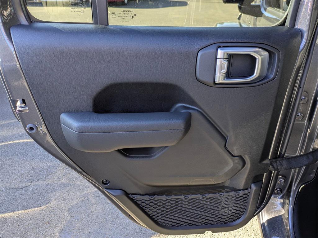 new 2025 Jeep Gladiator car, priced at $43,499