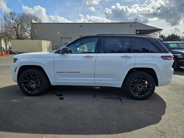 new 2025 Jeep Grand Cherokee car, priced at $63,993