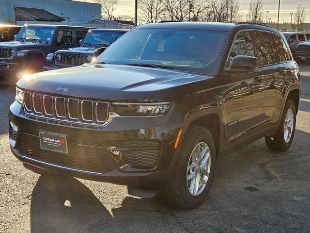 new 2025 Jeep Grand Cherokee car, priced at $37,493