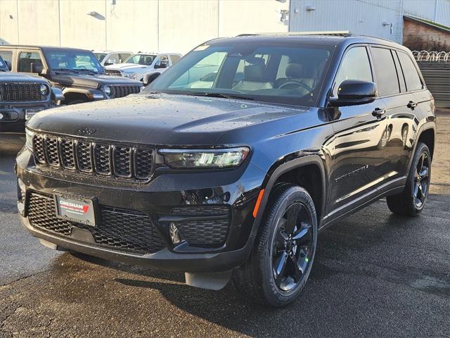 new 2025 Jeep Grand Cherokee car, priced at $40,493