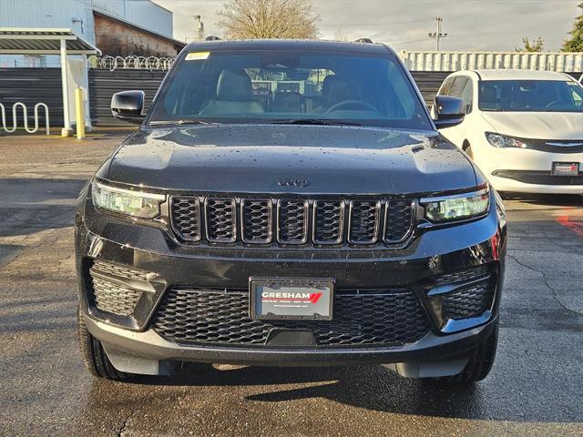 new 2025 Jeep Grand Cherokee car, priced at $40,493