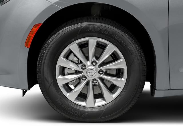 new 2018 Chrysler Pacifica car