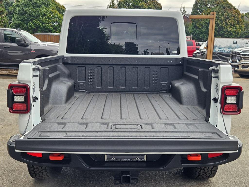 new 2025 Jeep Gladiator car, priced at $45,749
