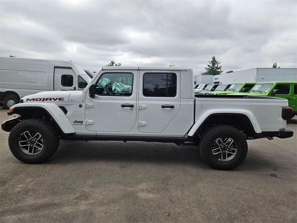 new 2025 Jeep Gladiator car, priced at $45,749