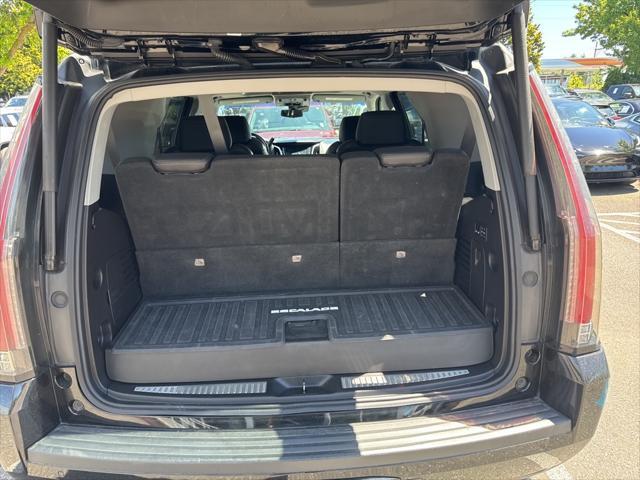 used 2019 Cadillac Escalade car, priced at $47,993