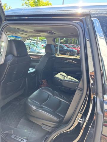 used 2019 Cadillac Escalade car, priced at $47,993