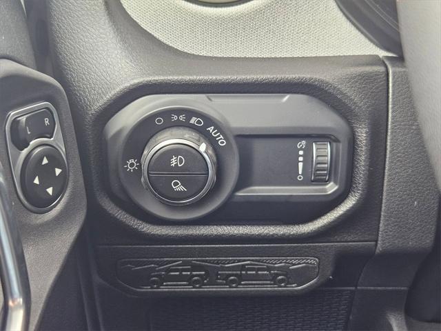 new 2025 Jeep Gladiator car, priced at $42,743