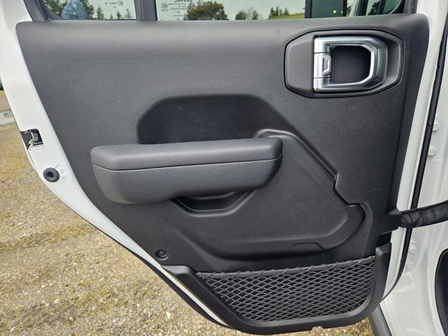 new 2025 Jeep Gladiator car, priced at $42,743