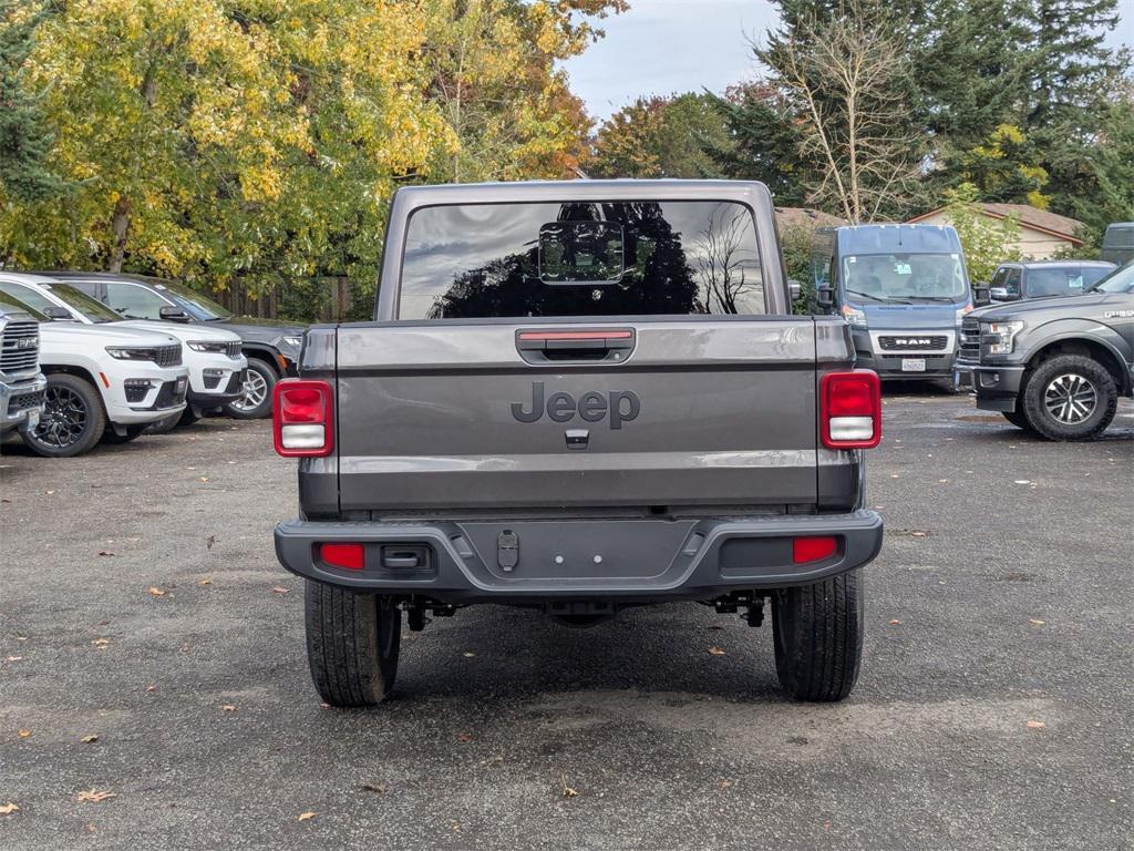 new 2025 Jeep Gladiator car, priced at $38,999