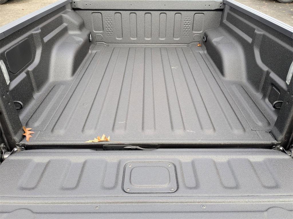 new 2025 Jeep Gladiator car, priced at $38,999