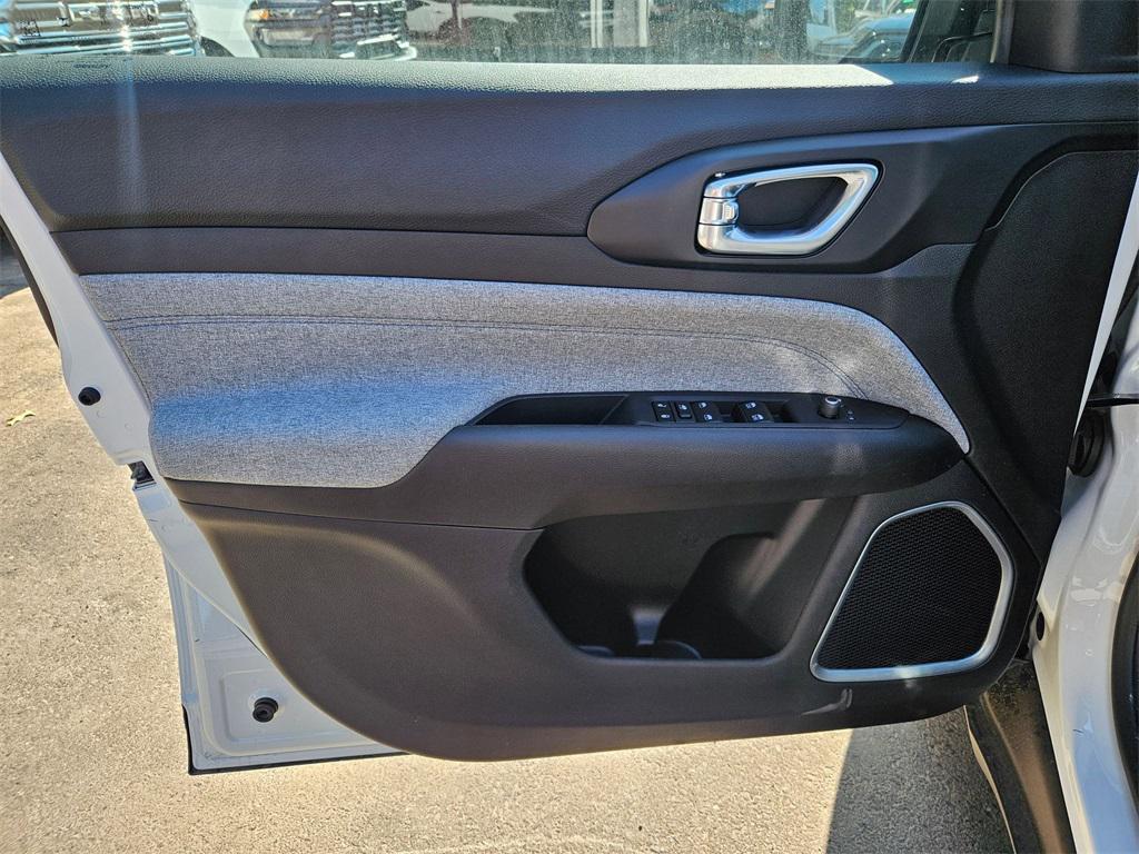 new 2025 Jeep Compass car, priced at $25,793