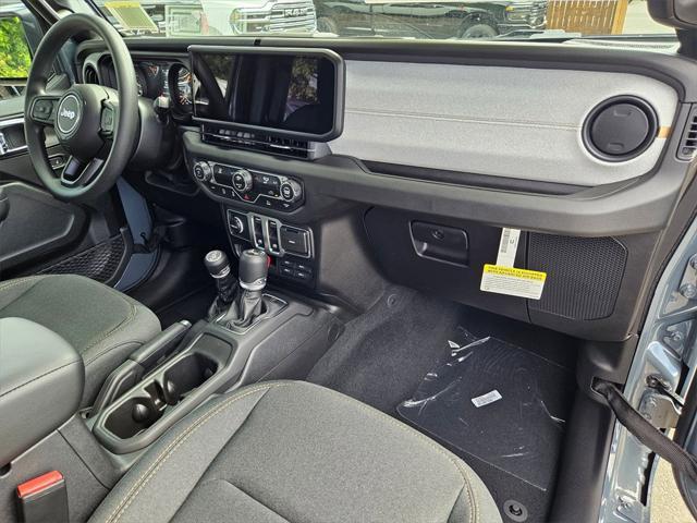 new 2025 Jeep Wrangler car, priced at $33,493