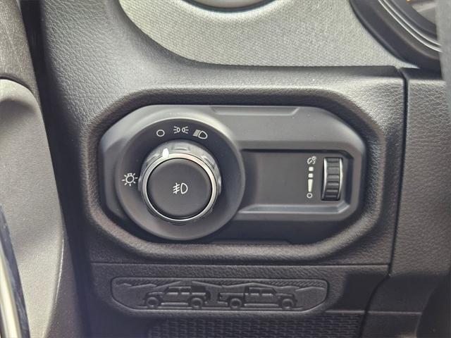 new 2025 Jeep Wrangler car, priced at $33,493