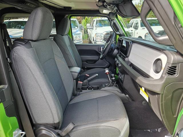 new 2025 Jeep Wrangler car, priced at $32,993
