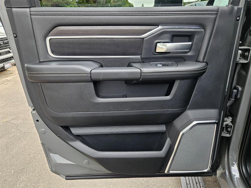 new 2025 Ram 3500 car, priced at $80,993
