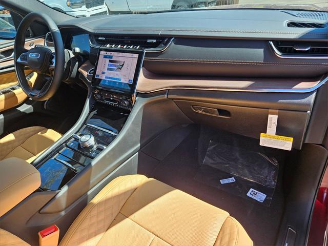 new 2025 Jeep Grand Cherokee car, priced at $61,993