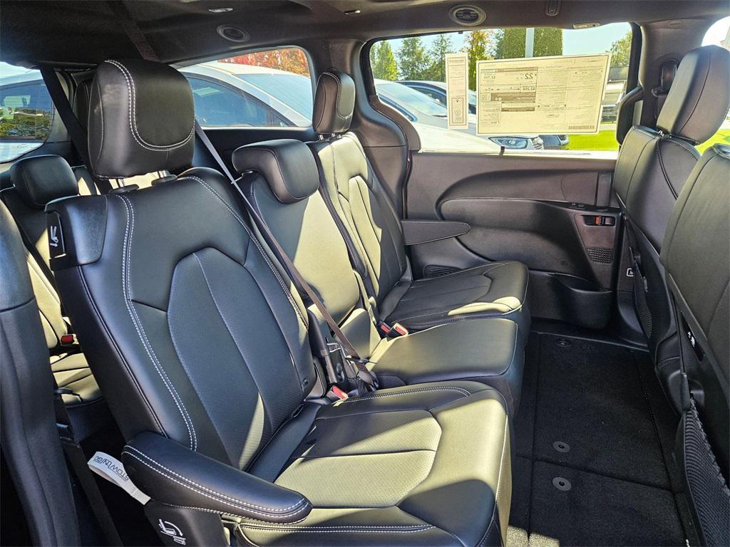new 2026 Chrysler Pacifica car, priced at $40,999