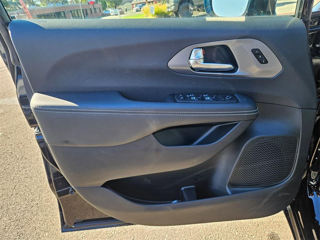 new 2026 Chrysler Pacifica car, priced at $40,999