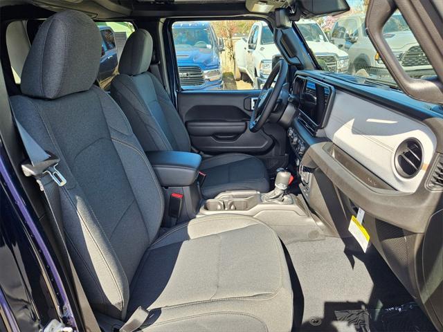 new 2025 Jeep Gladiator car, priced at $48,243
