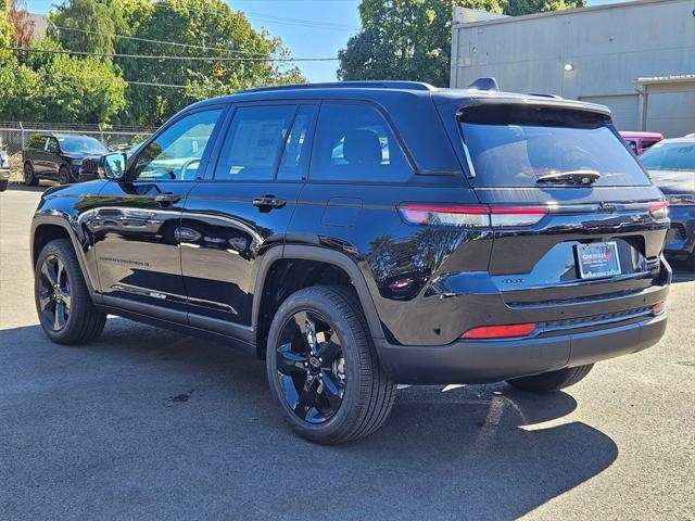 new 2025 Jeep Grand Cherokee car, priced at $47,993