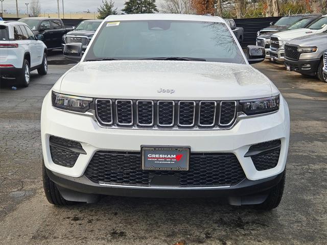 new 2025 Jeep Grand Cherokee car, priced at $35,993