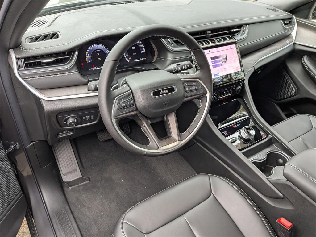 new 2025 Jeep Grand Cherokee car, priced at $47,993