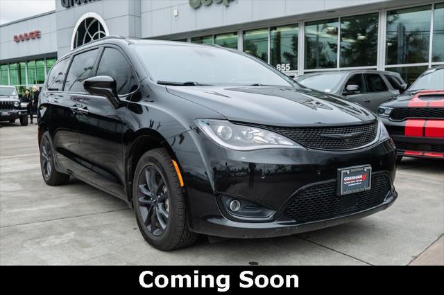 used 2020 Chrysler Pacifica car, priced at $32,998