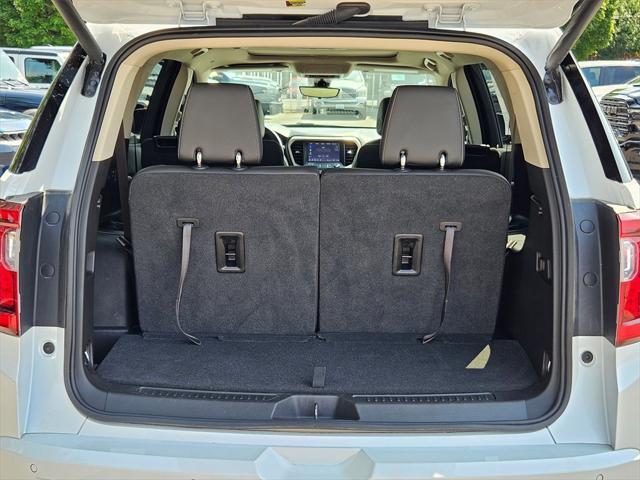used 2023 GMC Acadia car, priced at $40,993