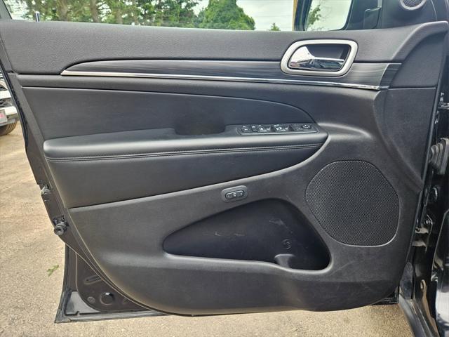 used 2020 Jeep Grand Cherokee car, priced at $23,993