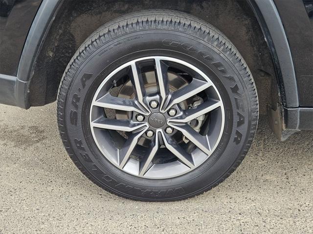 used 2020 Jeep Grand Cherokee car, priced at $23,993