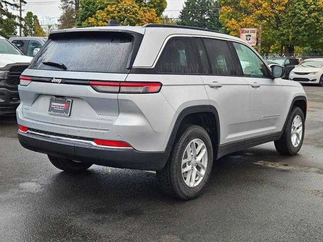 new 2025 Jeep Grand Cherokee car, priced at $39,993