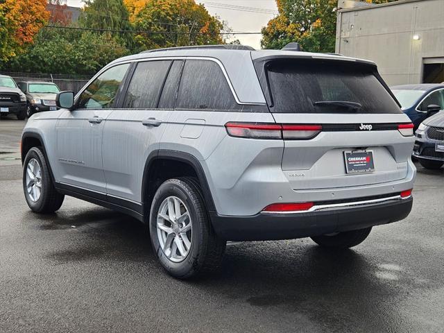 new 2025 Jeep Grand Cherokee car, priced at $39,993