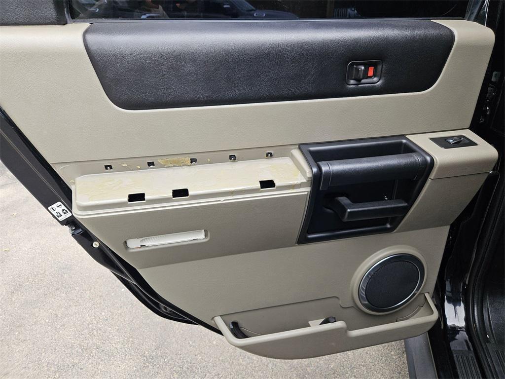 used 2006 Hummer H2 car, priced at $23,993