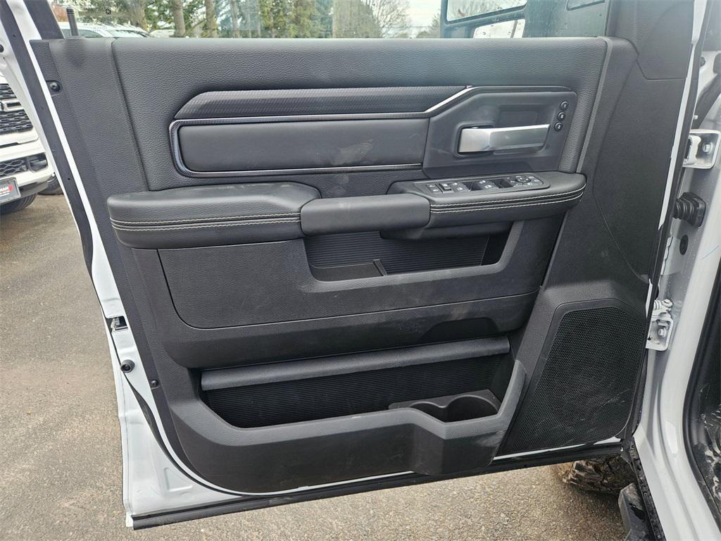 new 2025 Ram 2500 car, priced at $78,793