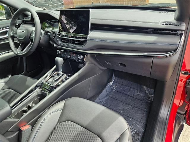 new 2025 Jeep Compass car, priced at $28,993