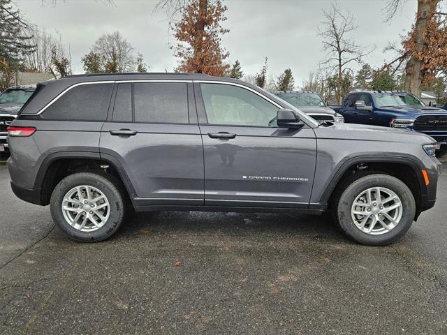 new 2025 Jeep Grand Cherokee car, priced at $37,493