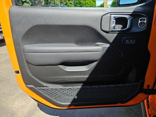 new 2025 Jeep Wrangler car, priced at $55,993