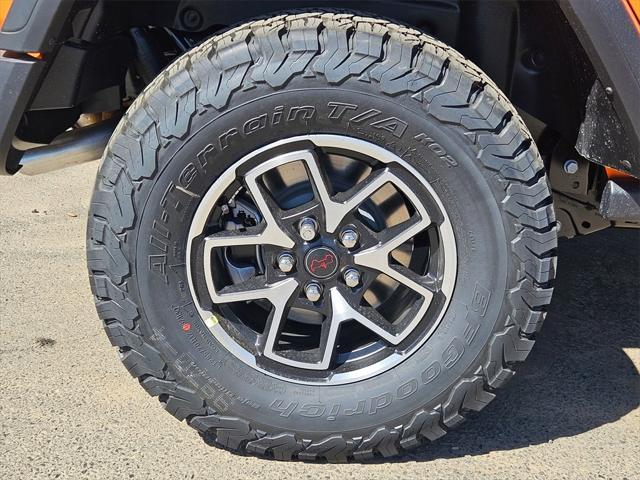 new 2025 Jeep Wrangler car, priced at $55,993