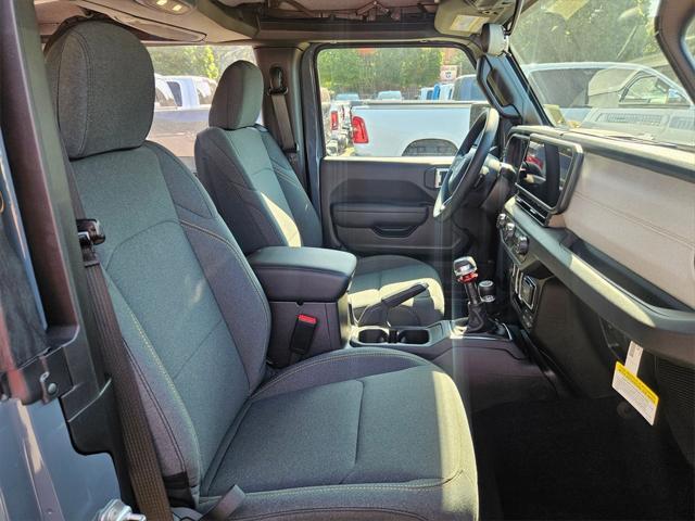 new 2025 Jeep Wrangler car, priced at $32,993