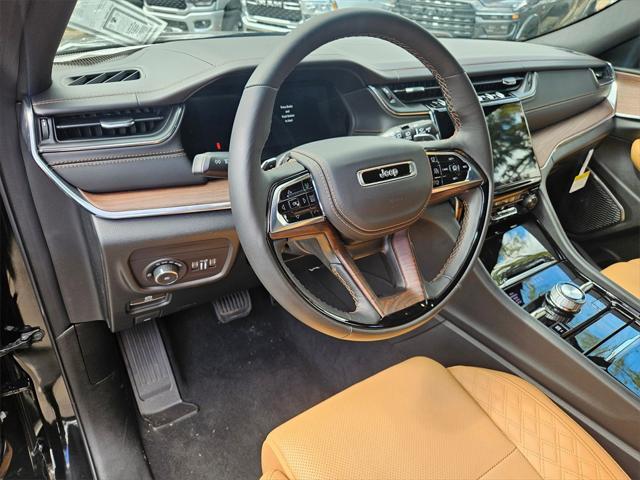 new 2025 Jeep Grand Cherokee car, priced at $62,493