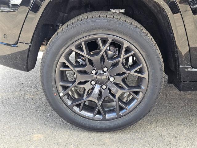 new 2025 Jeep Grand Cherokee car, priced at $62,493