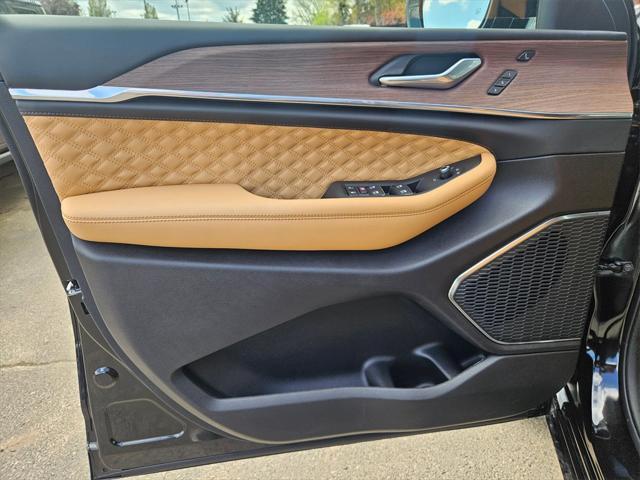 new 2025 Jeep Grand Cherokee car, priced at $62,493