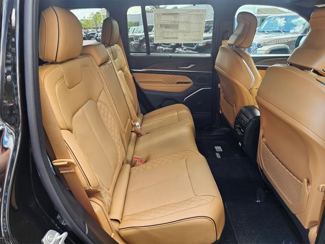 new 2025 Jeep Grand Cherokee car, priced at $62,493