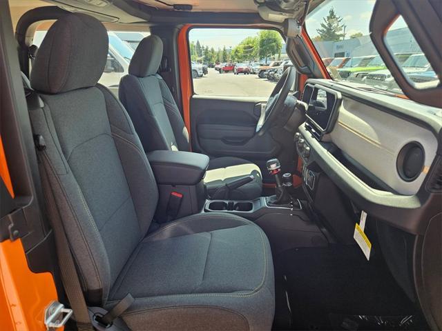 new 2025 Jeep Wrangler car, priced at $34,003