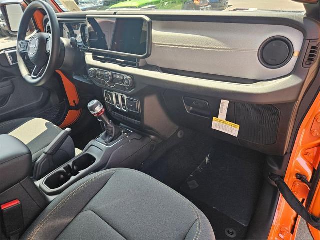 new 2025 Jeep Wrangler car, priced at $34,003
